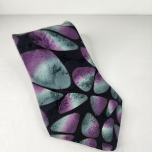 BACHRACH Vintage Silk Tie.